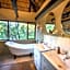 Kambaku Safari Lodge