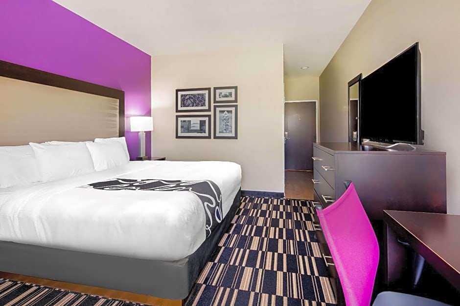 La Quinta Inn & Suites by Wyndham McAllen Convention Center