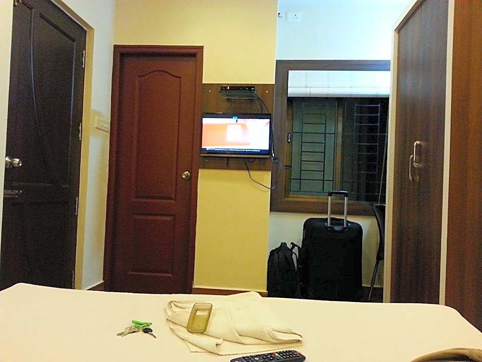 Emerald Manor – Chennai, IL
