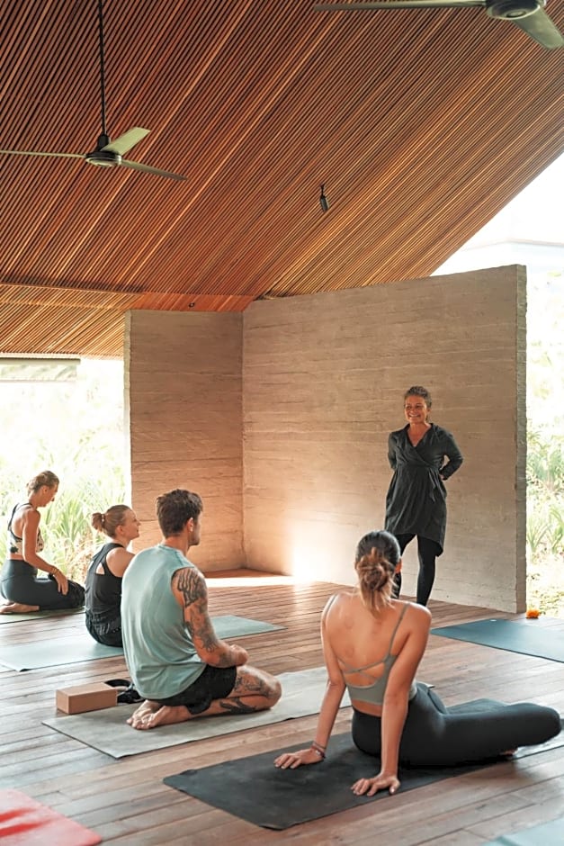 Ubuntu Eco Yoga Retreat Center 
