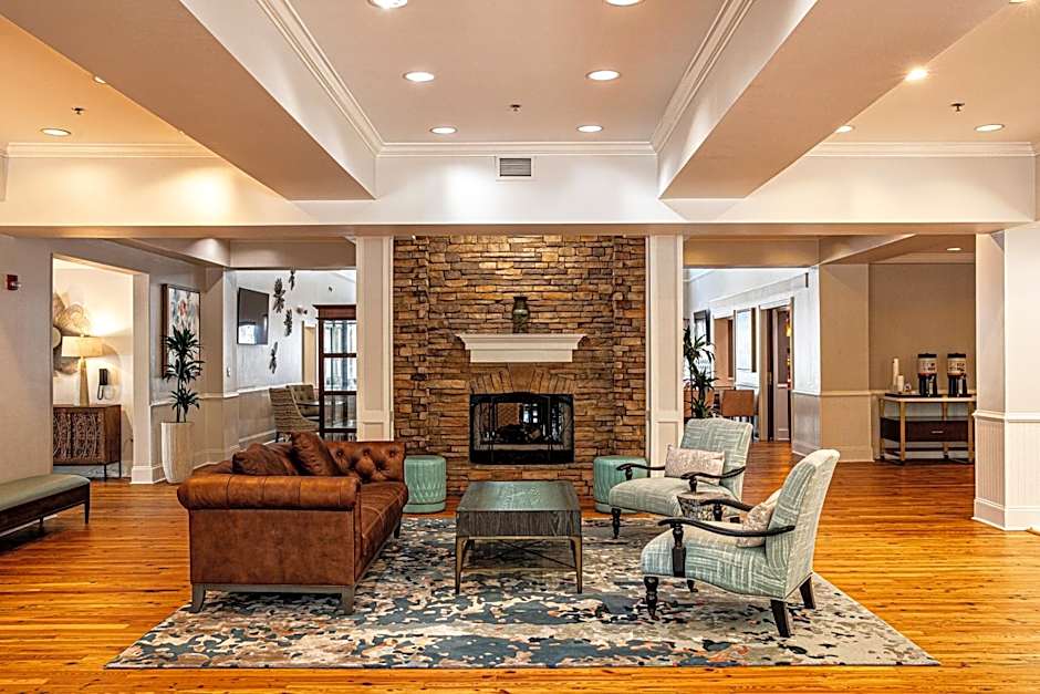 Hampton Inn By Hilton And Suites Charleston/West Ashley