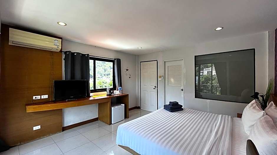 Coco Mountain View Guest House Hotel