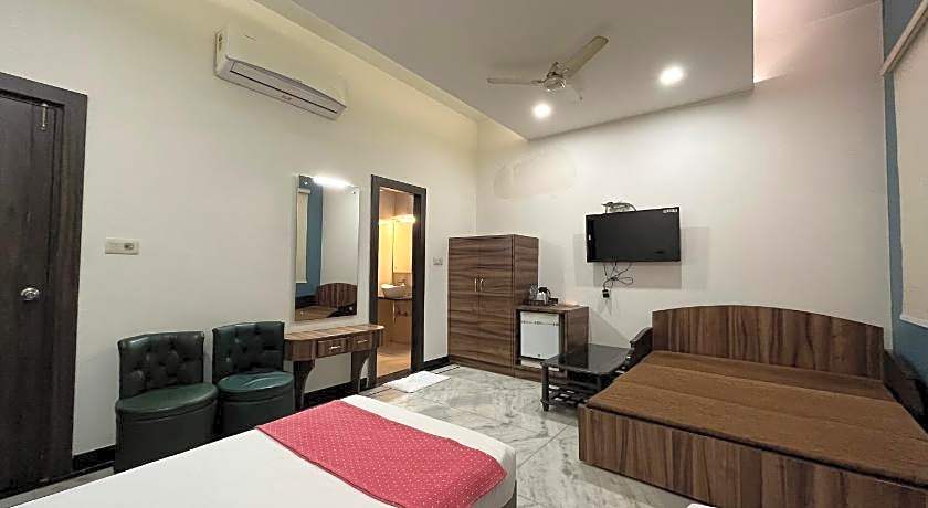 Hotel Moti Palace & Restaurant