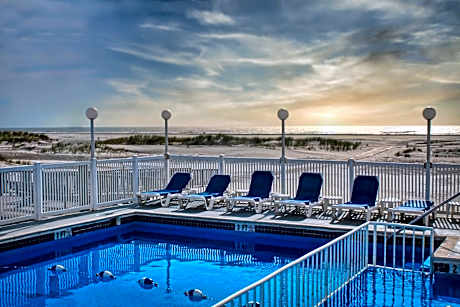 Acacia Beachfront Resort