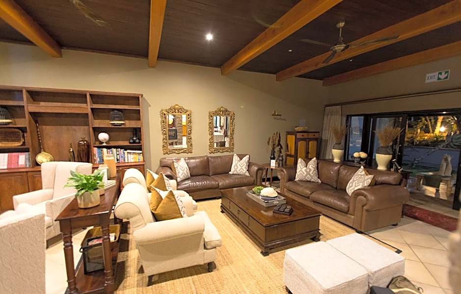 Swartberg Private Game Lodge