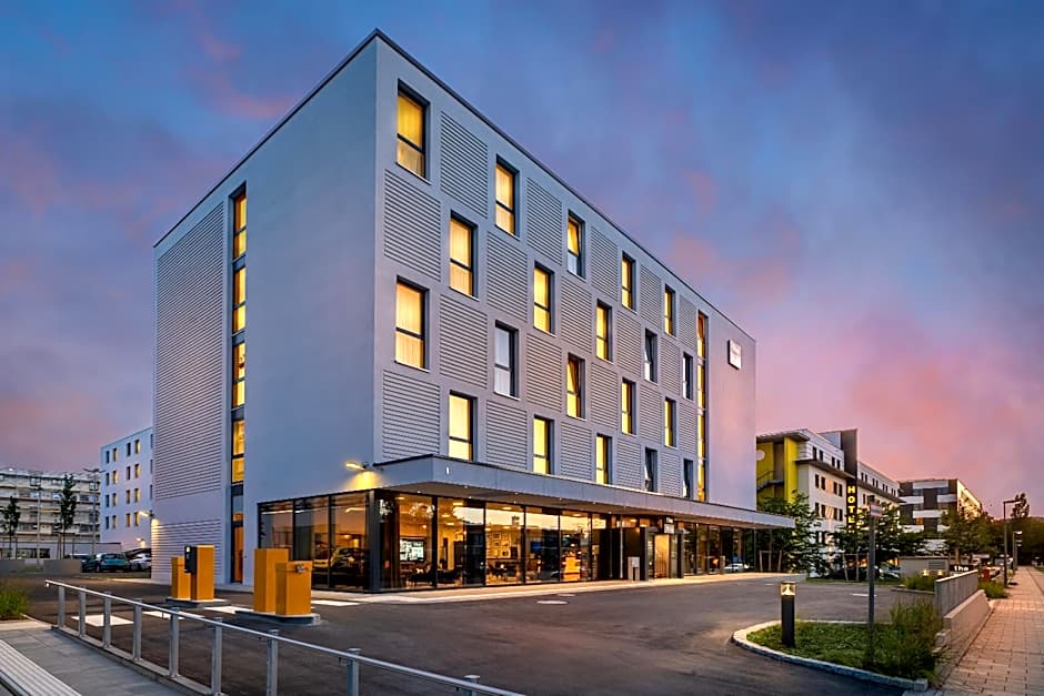 Holiday Inn - The Niu Fury Aschheim Messe By IHG