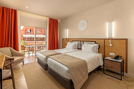 Family Suite with Sea View