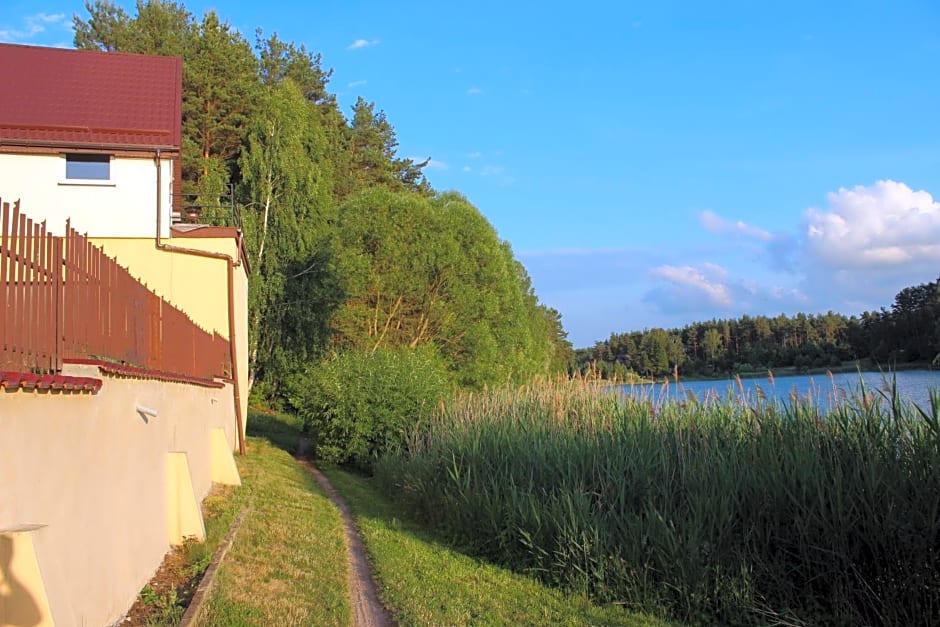 Nadbrzegiem Szczycionek - Domy całoroczne nad jeziorem