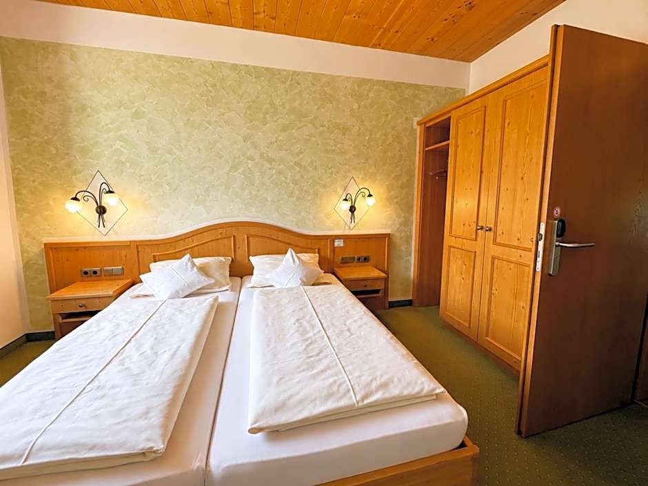 Hotel Schatten