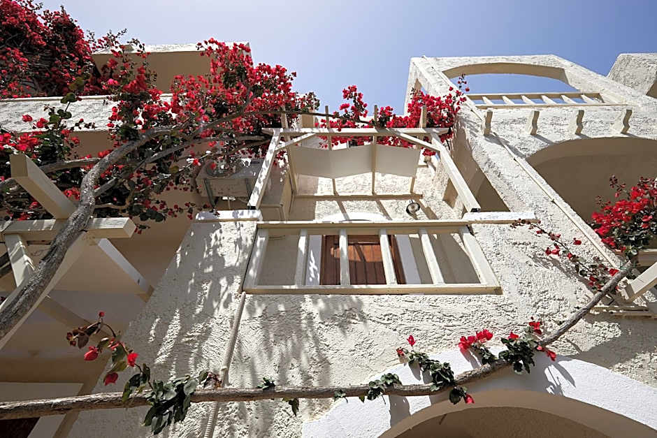 Mila Malia Studios Hotel