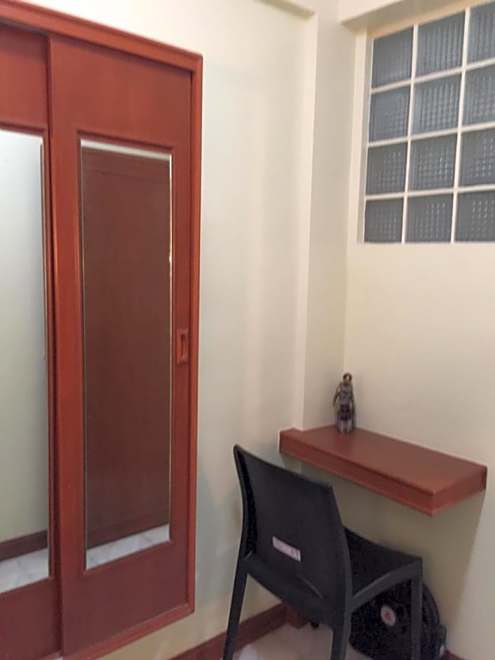 Las Pinas Serviced Apartment