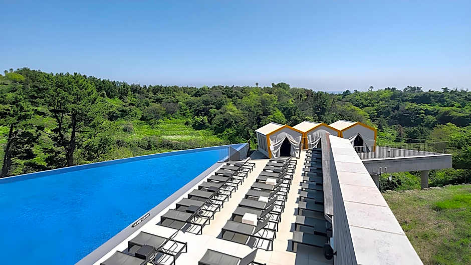 Hidden Cliff Hotel & Nature