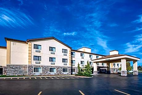 La Quinta Inn & Suites by Wyndham Erie