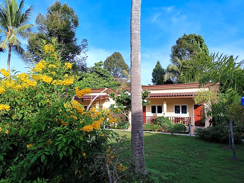 Ser-en-dip-i-ty Resort (SHA Extra Plus)