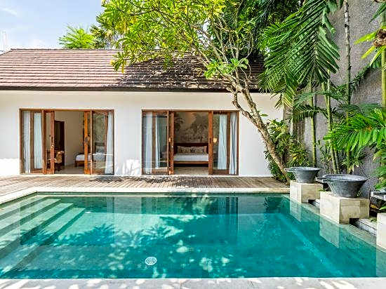 Villa Lapis by Villa Finder