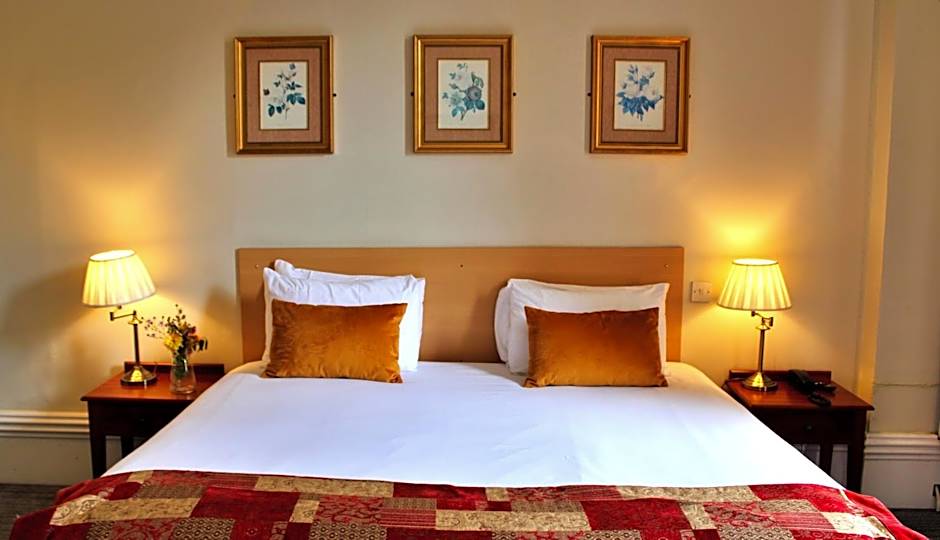 Victoria Square Hotel Clifton Village