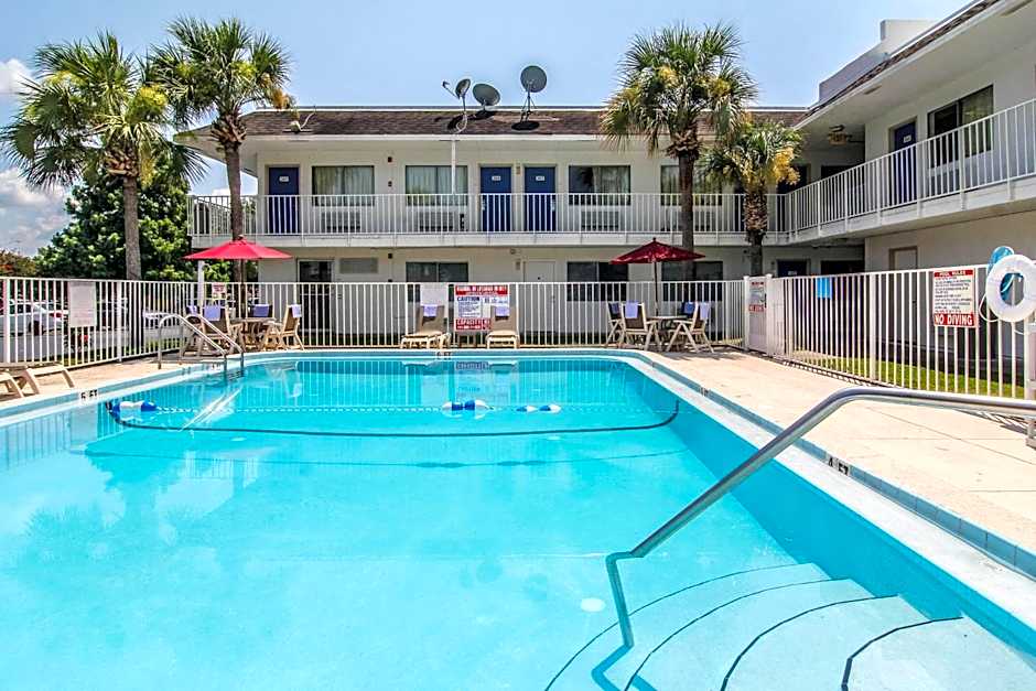 Motel 6 Jacksonville - Orange Park