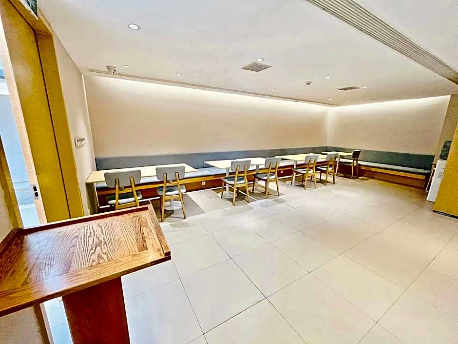 Ji Hotel Shanghai Jiading Qinghe Road