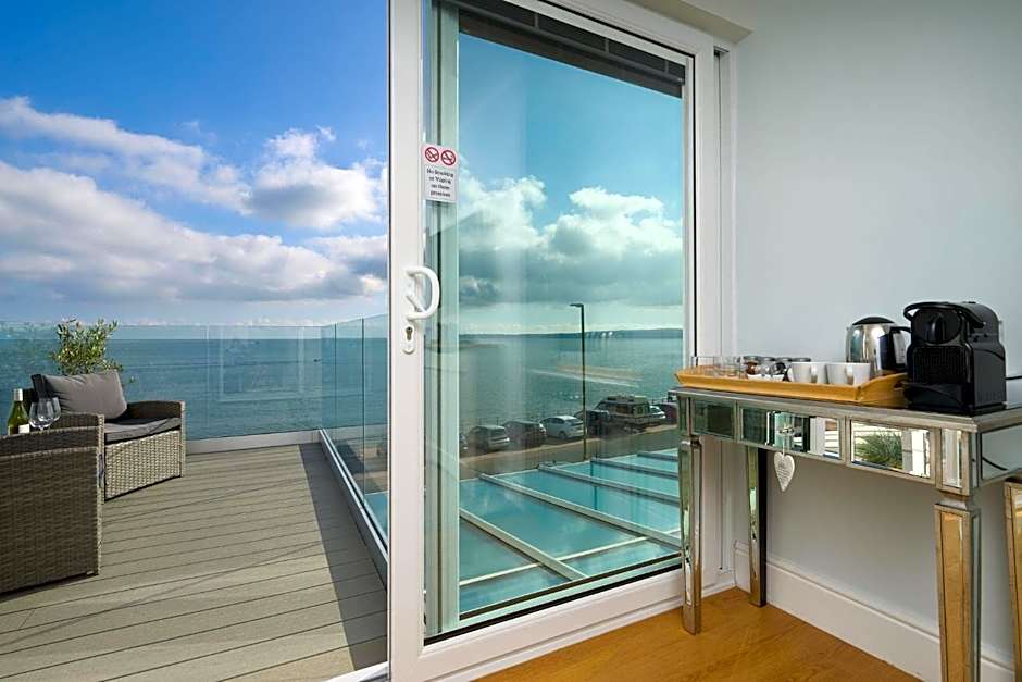 Channel View Boutique Hotel - Adults Only