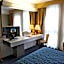 Hotel Maxim