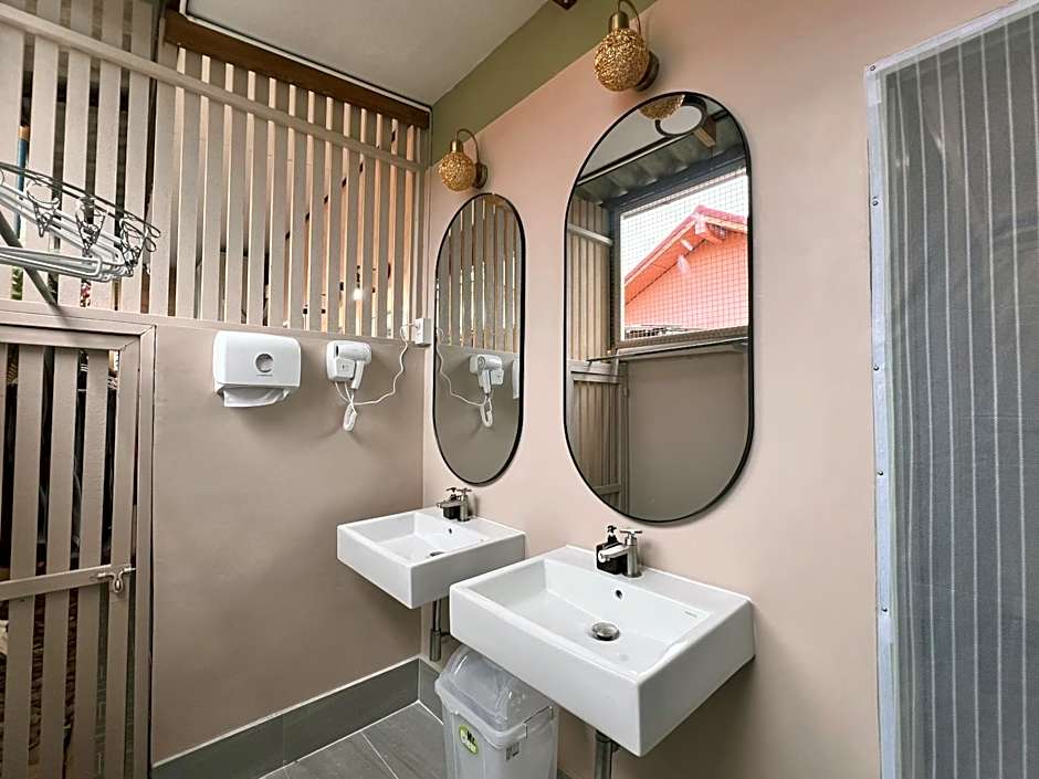 Sierra Hostel