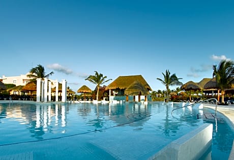 Grand Palladium White Sand Resort Spa All Inclusive Playa Del