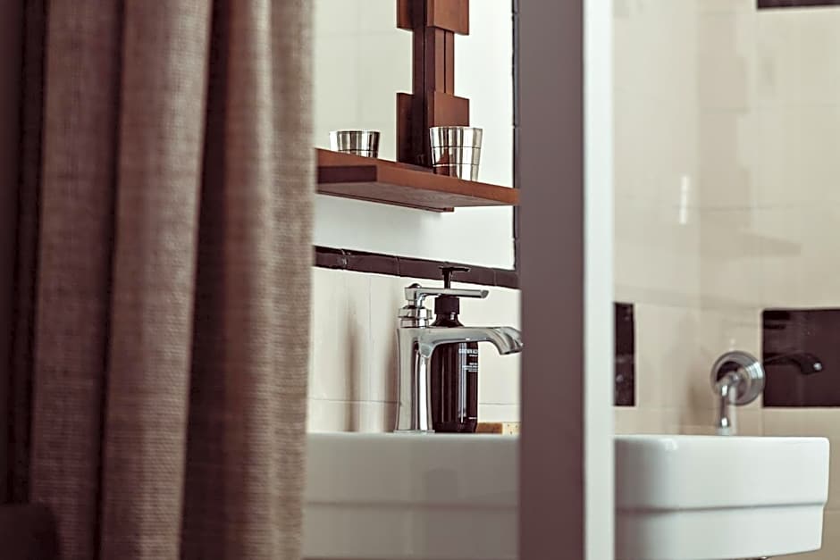 Hôtel des Academies et des Arts