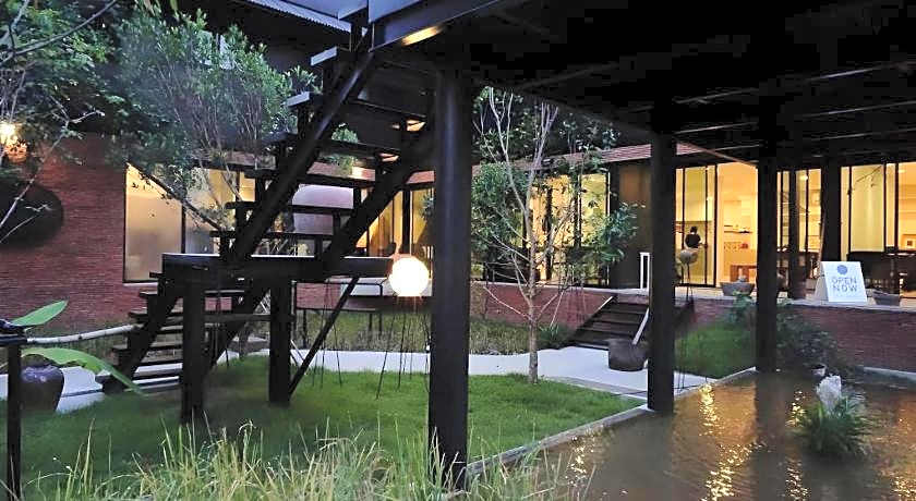 Silp-Pa Phra Nakhon Si Ayutthaya Hotel