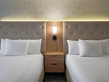 Two Double Beds (with sofa bed)