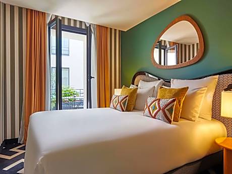 Mercure Paris Butte Montmartre Basilique