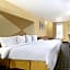 Days Inn by Wyndham Brunswick/St. Simons Area