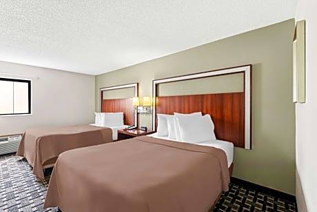 Queen Suite with Two Queen Beds - Non-Smoking