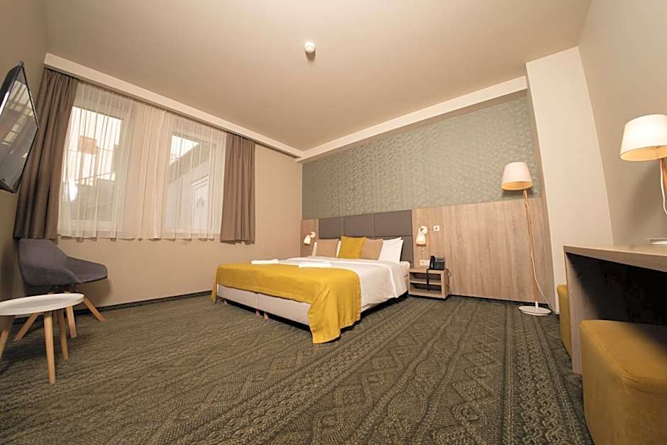 Lignum Hotel