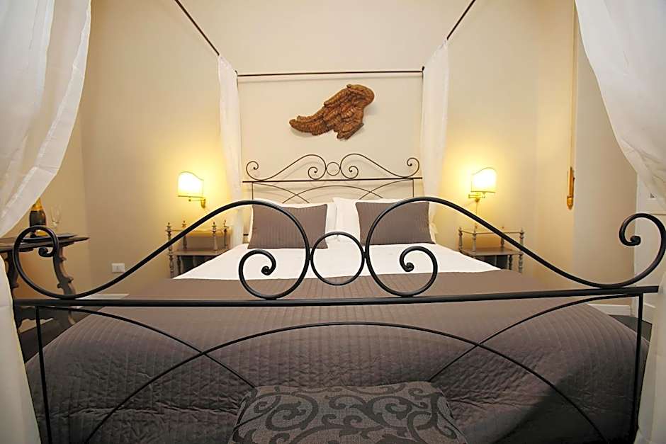 Amica Roma Guest House