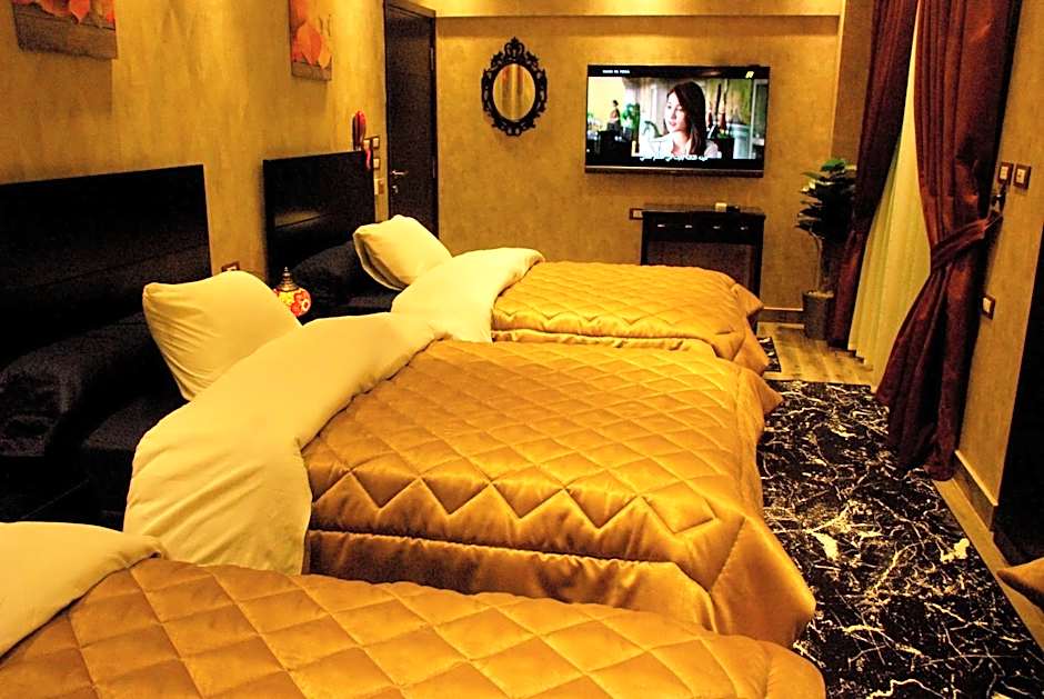 Pyramids Planet Hotel