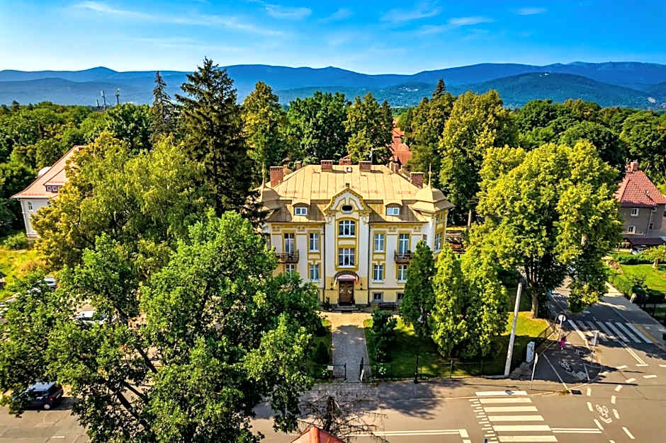 Hotel Bella