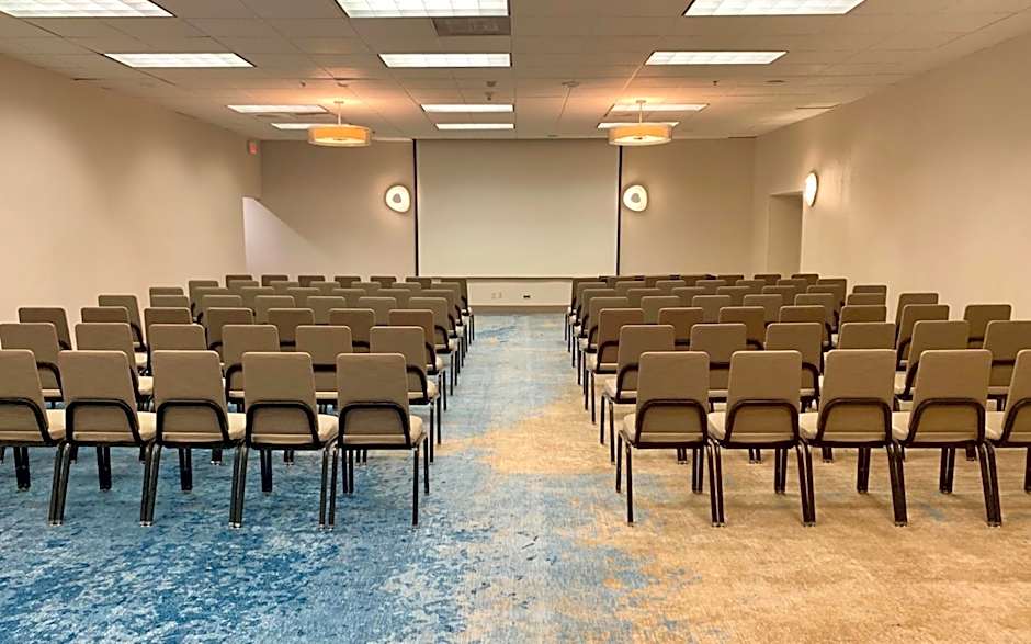 Holiday Inn Los Angeles - LAX Airport By IHG