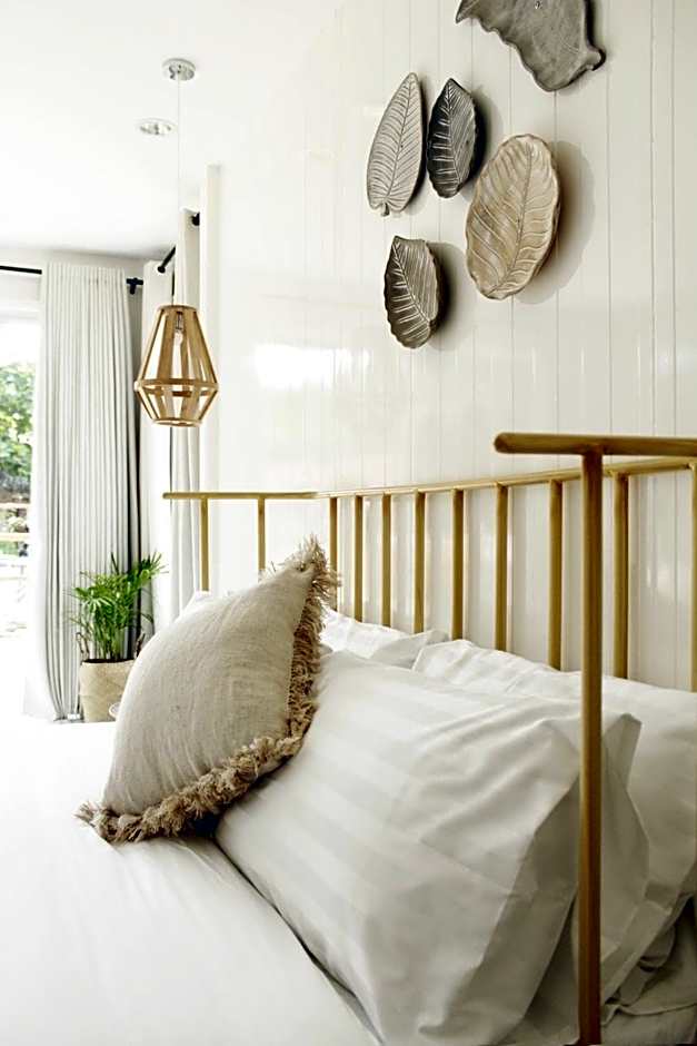 Sea Green Boutique Rooms