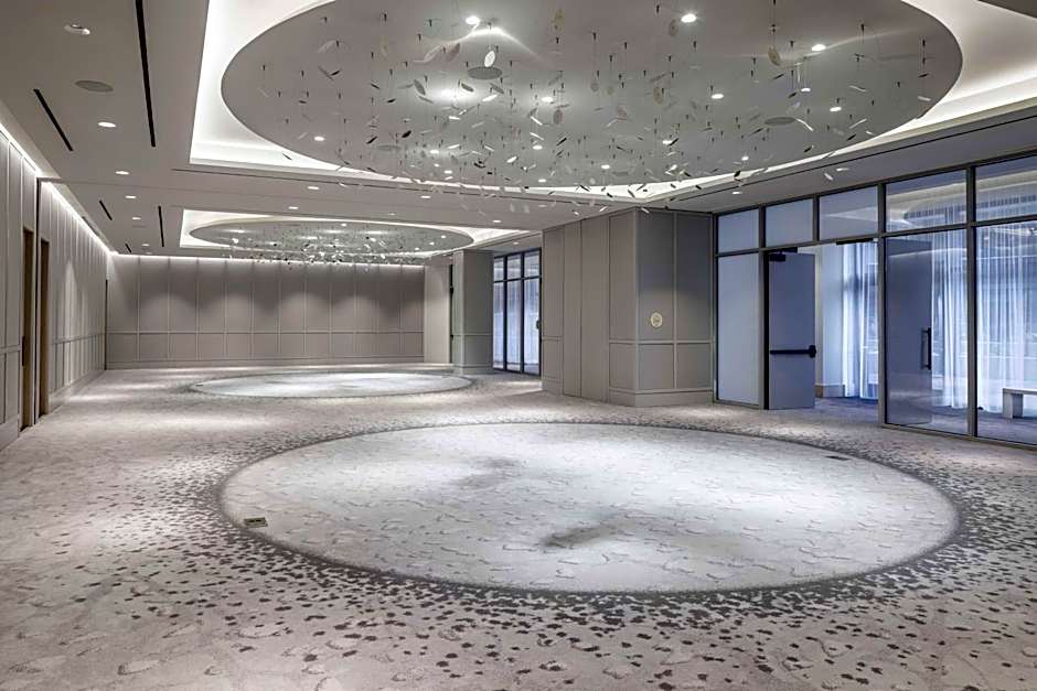 The Morrow Washington DC, Curio Collection By Hilton