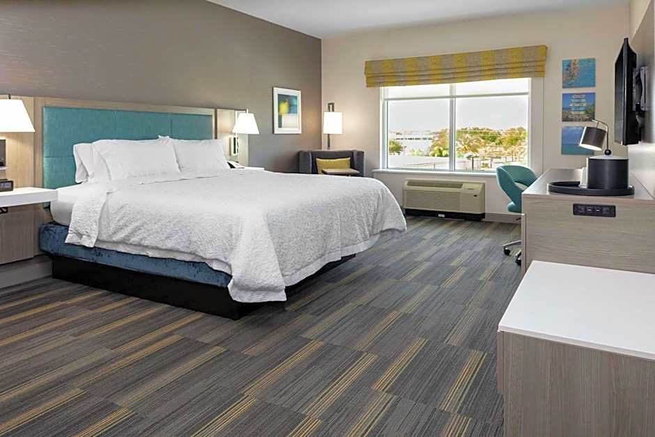 Hampton Inn By Hilton Dunedin, FL