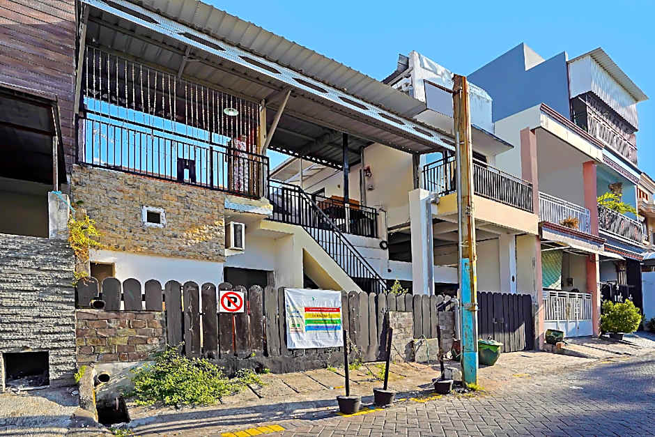 OYO Life 92651 Meir E-homestay Syariah