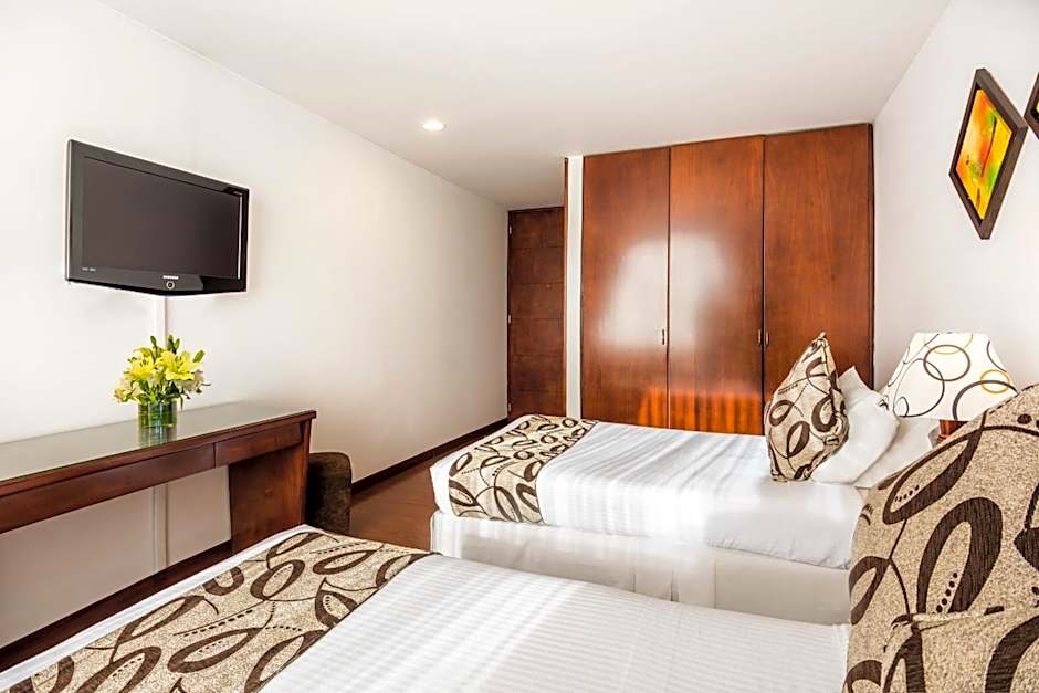 Hotel Platinum Suite