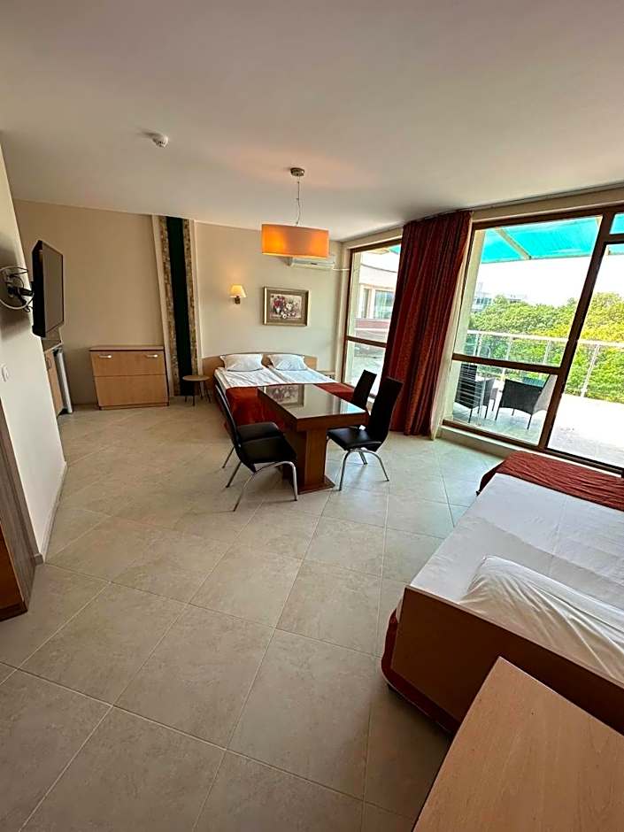 Briz Beach apartments - section B