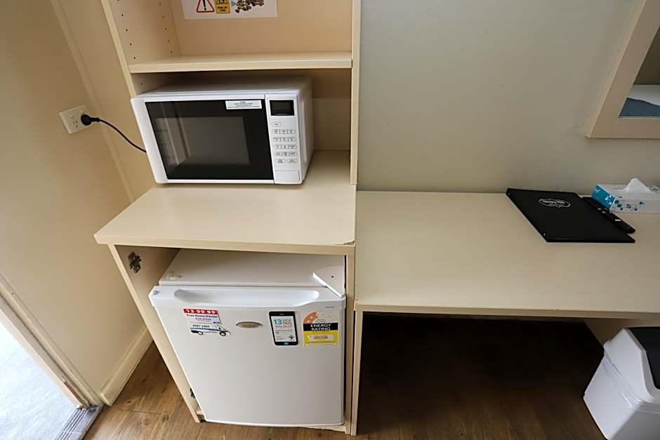 Sleepy Hill Motor Inn