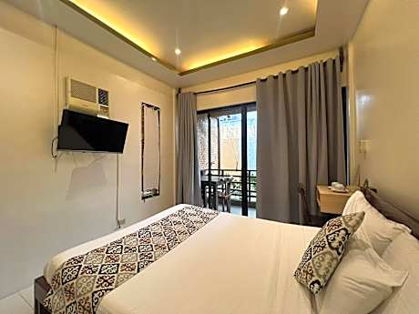 Double Room with Private Bathroom