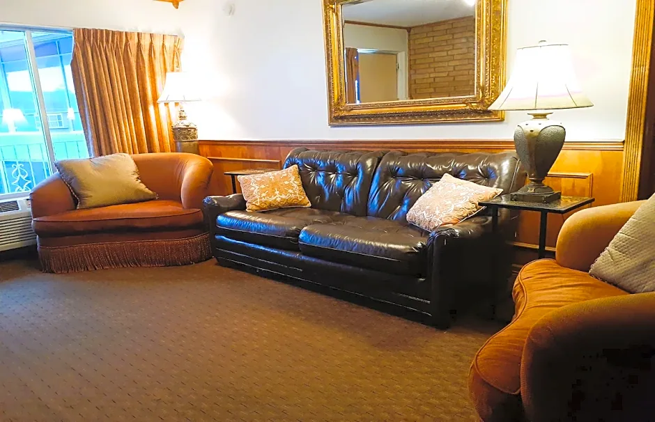 District Hotel Oklahoma City, I-44 By OYO