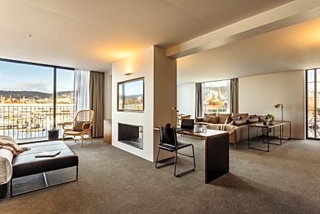 Luxury Waterfront Suite