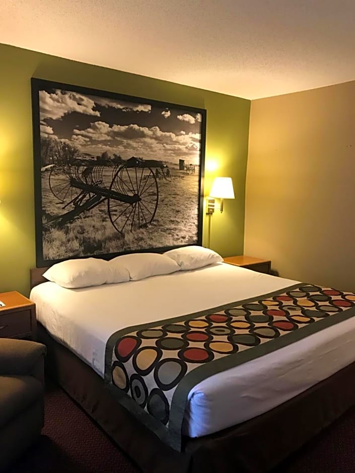 Super 8 by Wyndham Aberdeen East