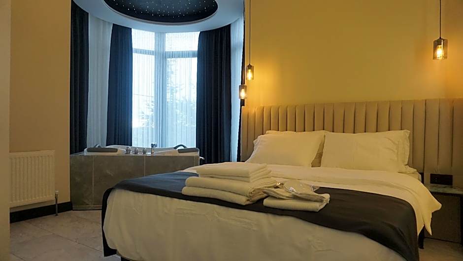 Mania Airport Hotel