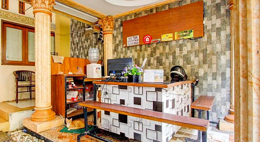 RedDoorz near MM UGM